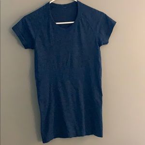 Dark Blue lululemon teeshirt!